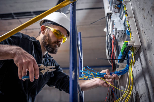 Best Electrical Contractors for Businesses  in St Vincent College, PA